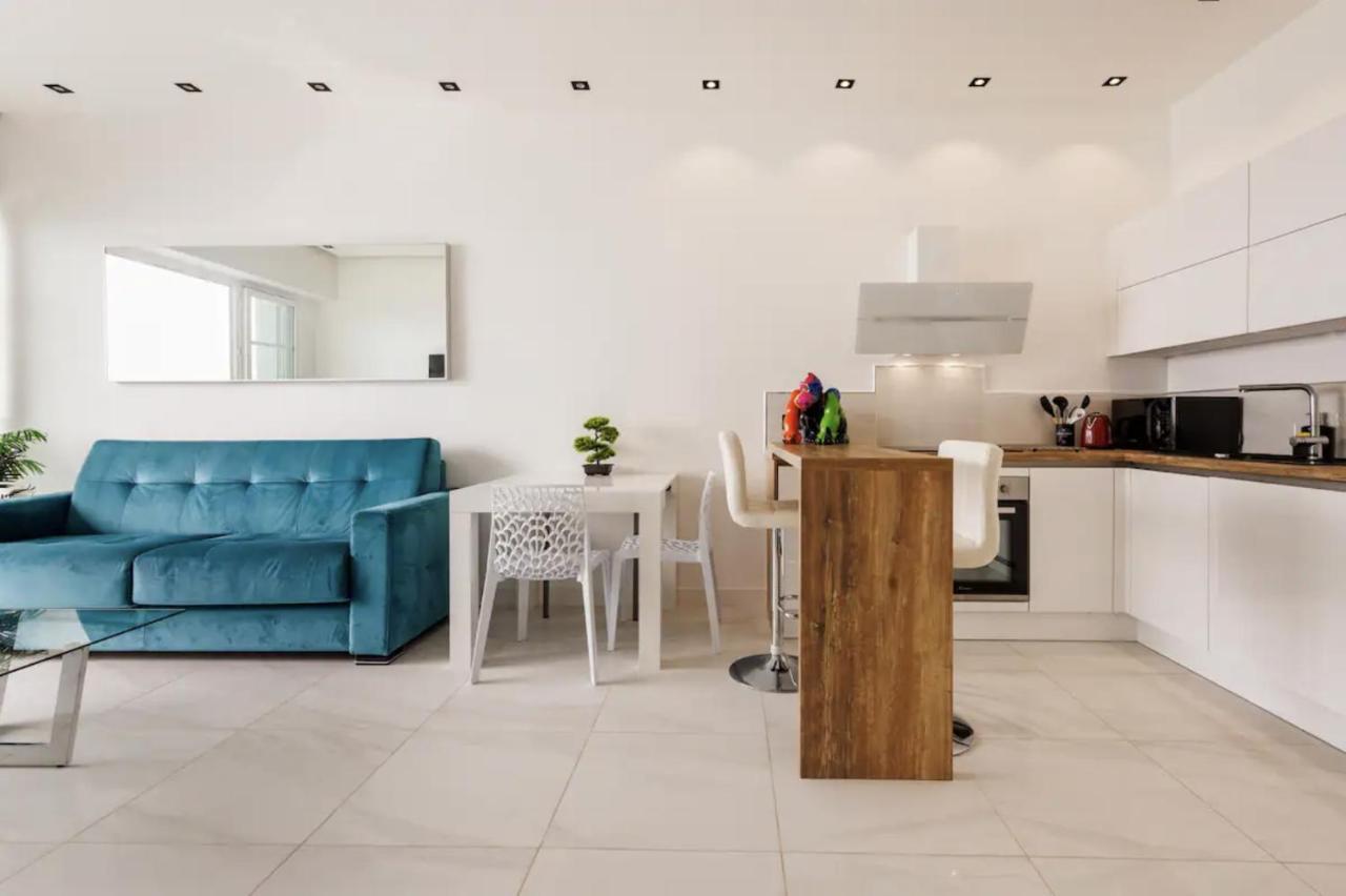 Sea View - Promenade Des Apartment *